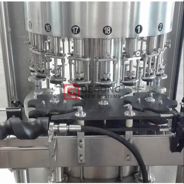 Vollautomatische Abfüllmaschine für reines Wasser / Bier in China