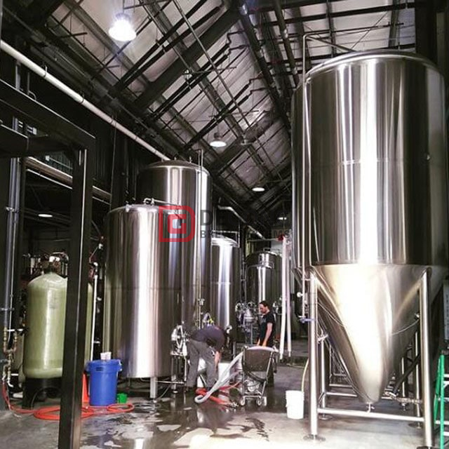 Braukessel Industrielle Edelstahlmaschine für Craft Beer Turnkey Brewery Beliebtheit in European10HL