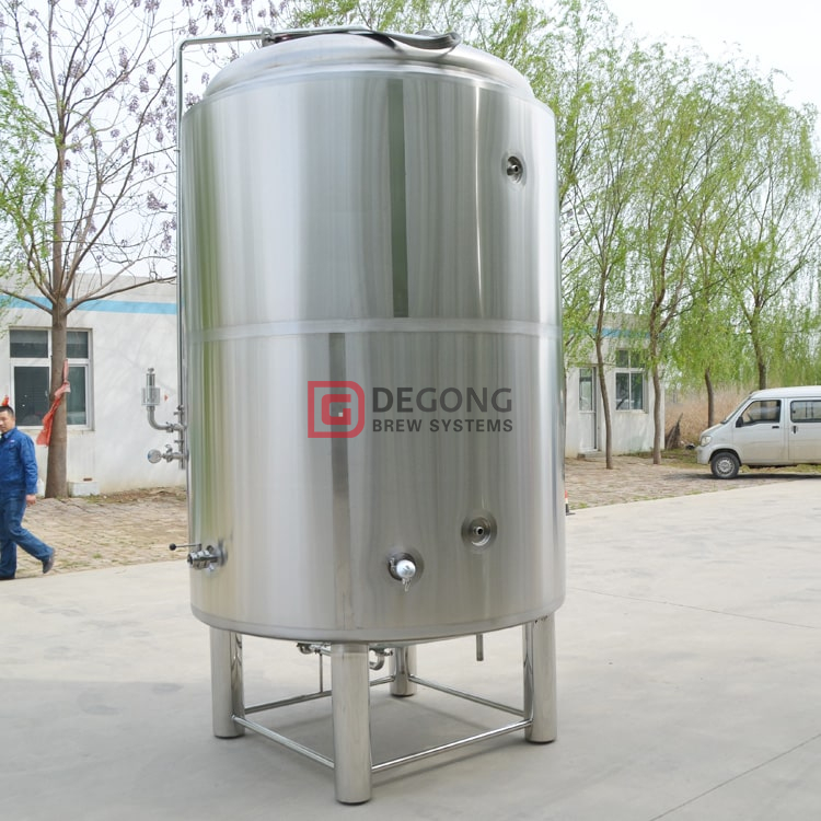 4000L kundenspezifische Edelstahl-Brauereiausrüstung Bierhelltank für das Servieren von Bier